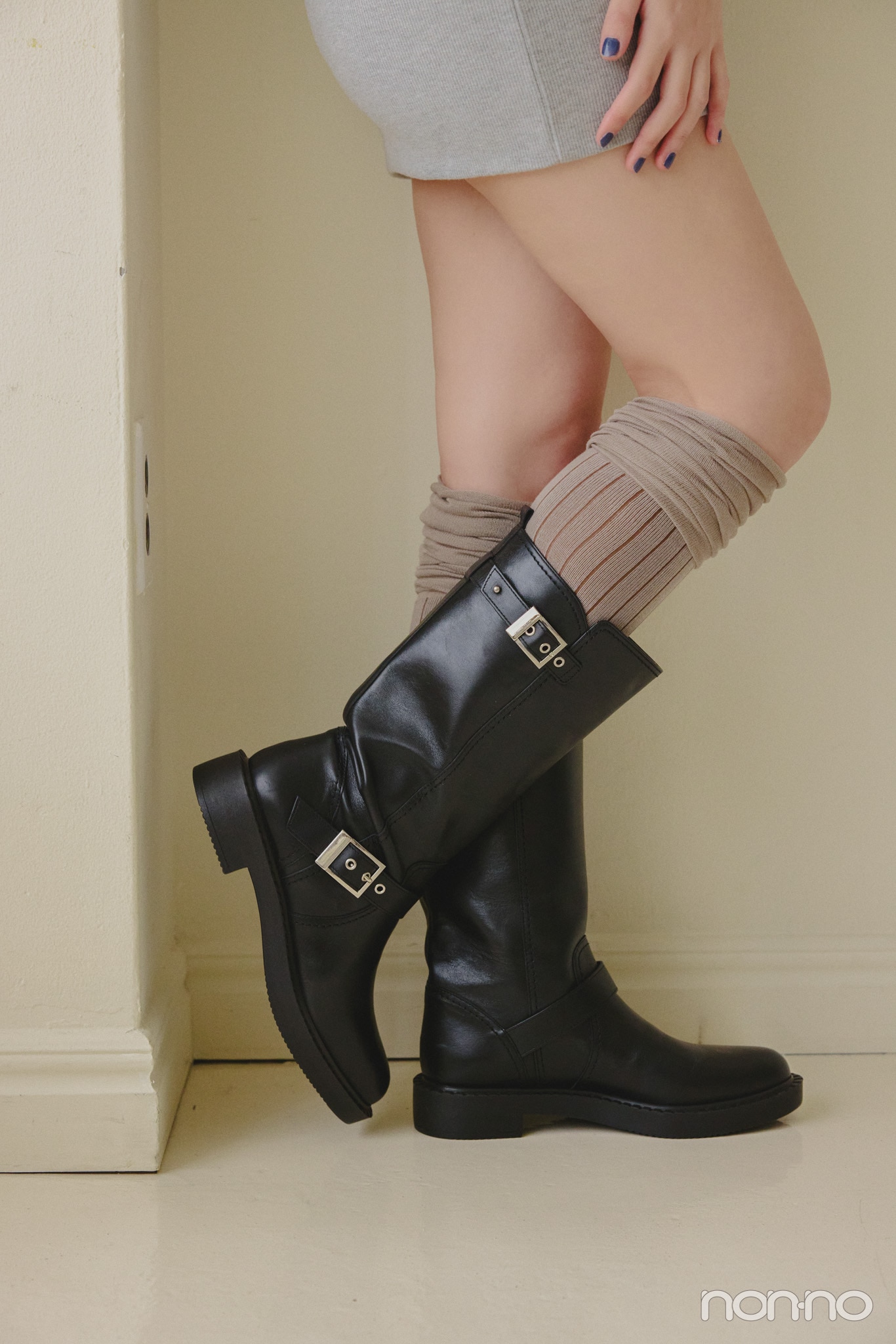 菊地姫奈の冬のミニスウェットミニワンピの防寒ポイント