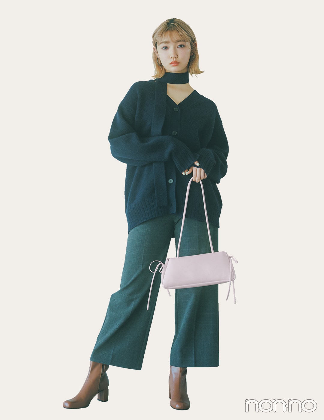 【non-no web】小宮山莉渚が着こなす大学生の毎日コーデ