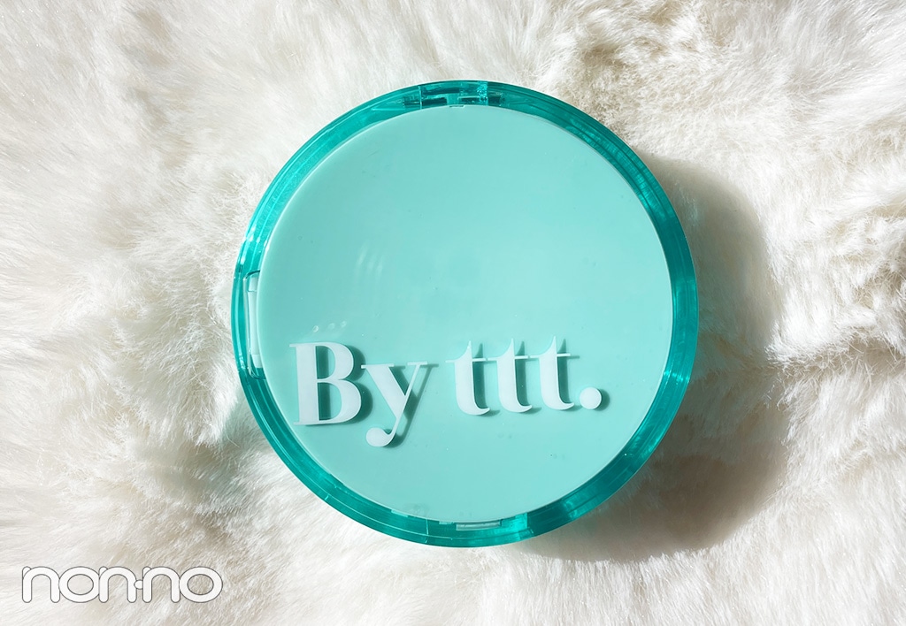 バイティースリーの「CLEAR DAILY CUSHION」のパッケージ