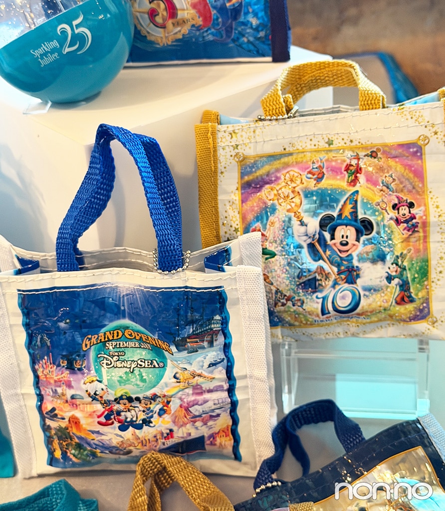 東京ディズニーシー25周年のガチャガチャ、グランドオープニングと10周年のデザイン