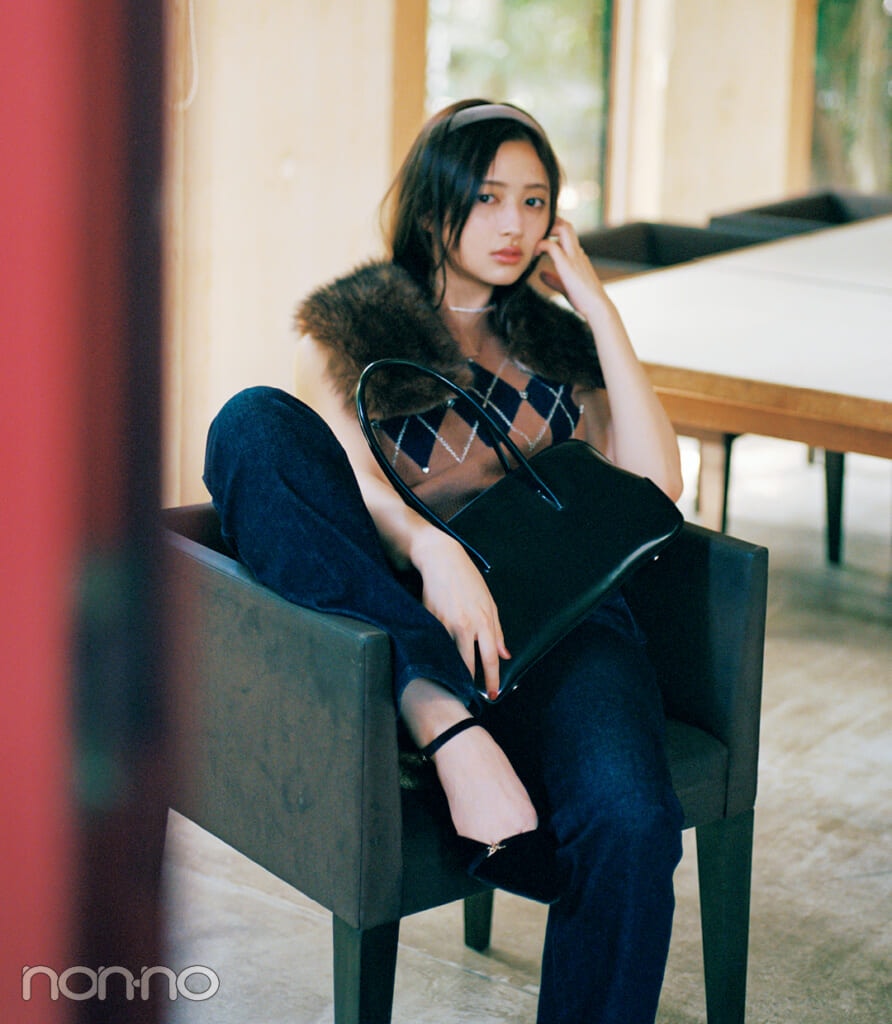 井上和の令嬢みコーデモデルカット4-1