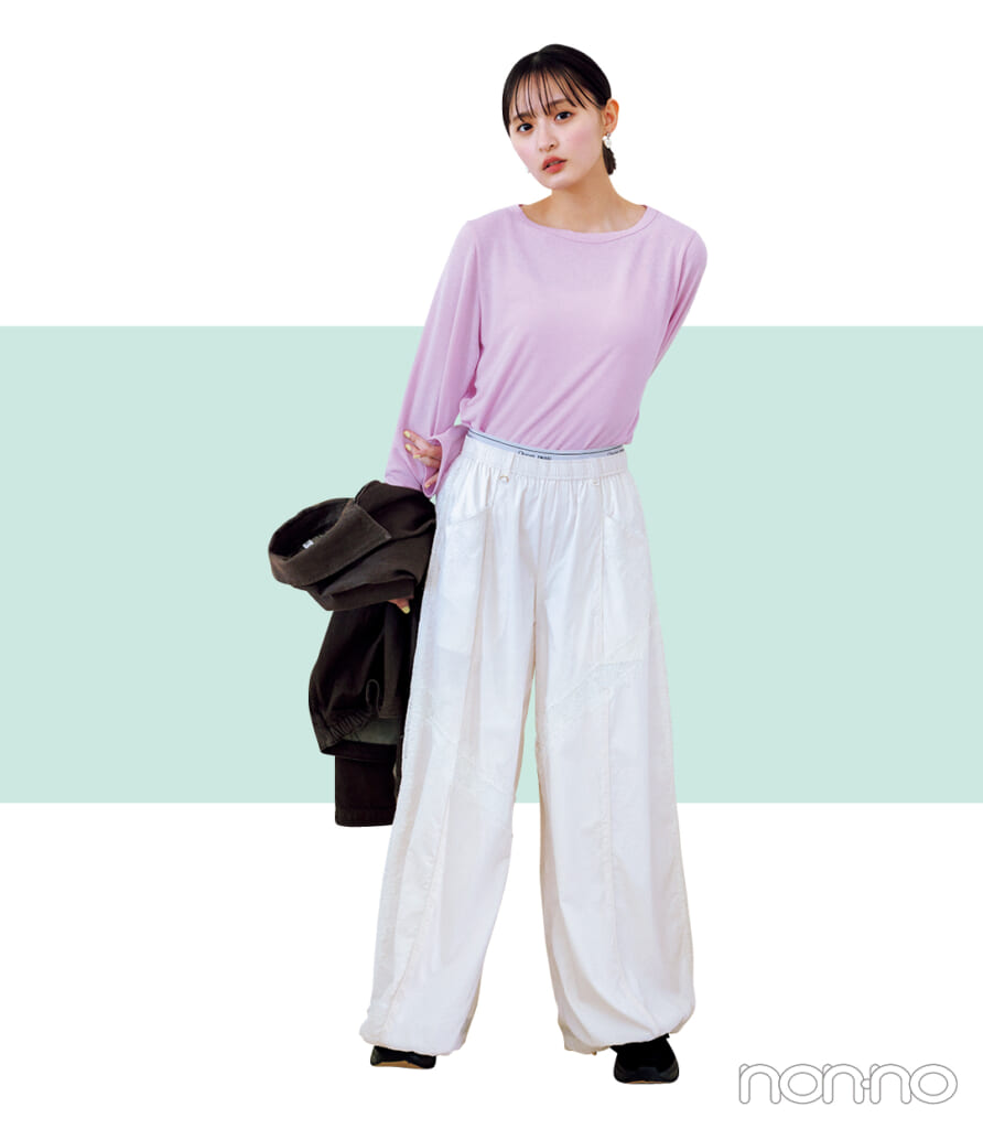 ひとテクワークパンツをはいた遠藤さくら