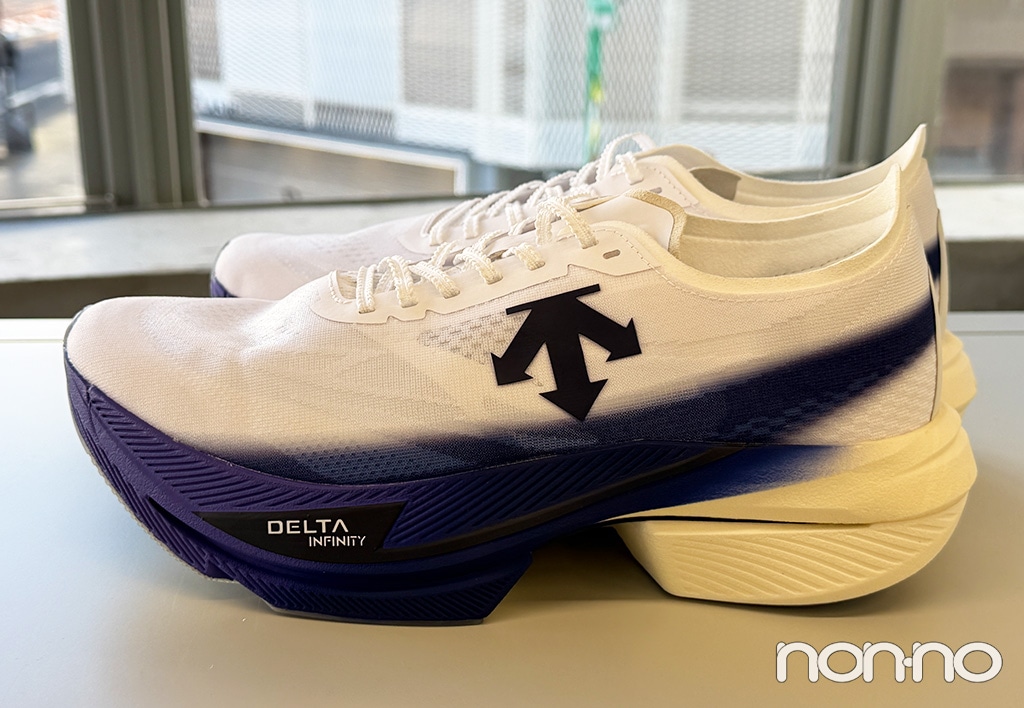 「DELATAPRO EXP V3」のサイド