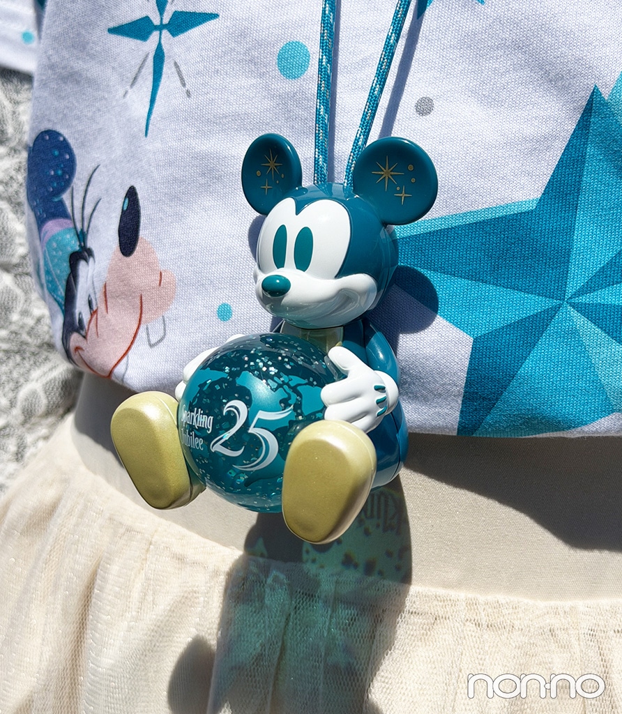 ミッキーマウスの光るおもちゃ