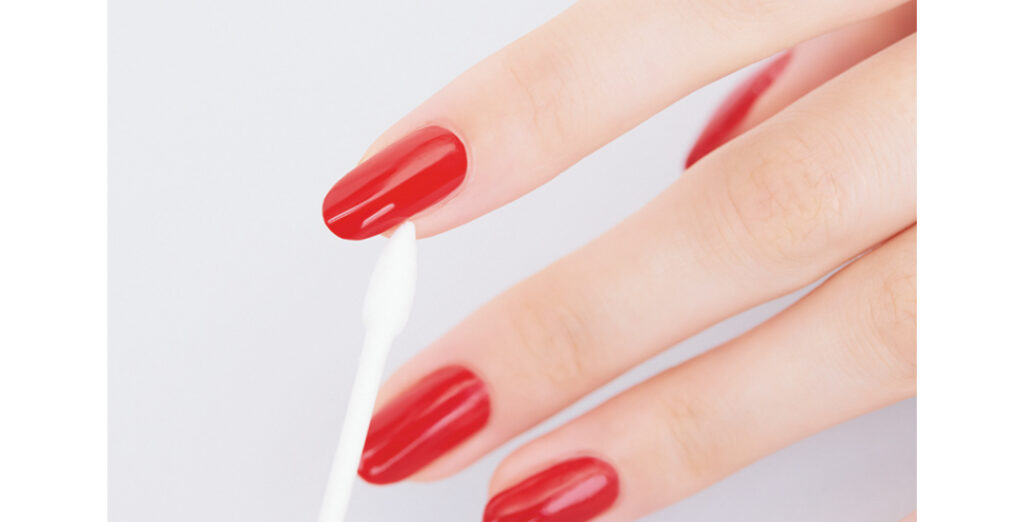 加藤栞のもちがよくなるセルフネイルの基本プロセスカット15