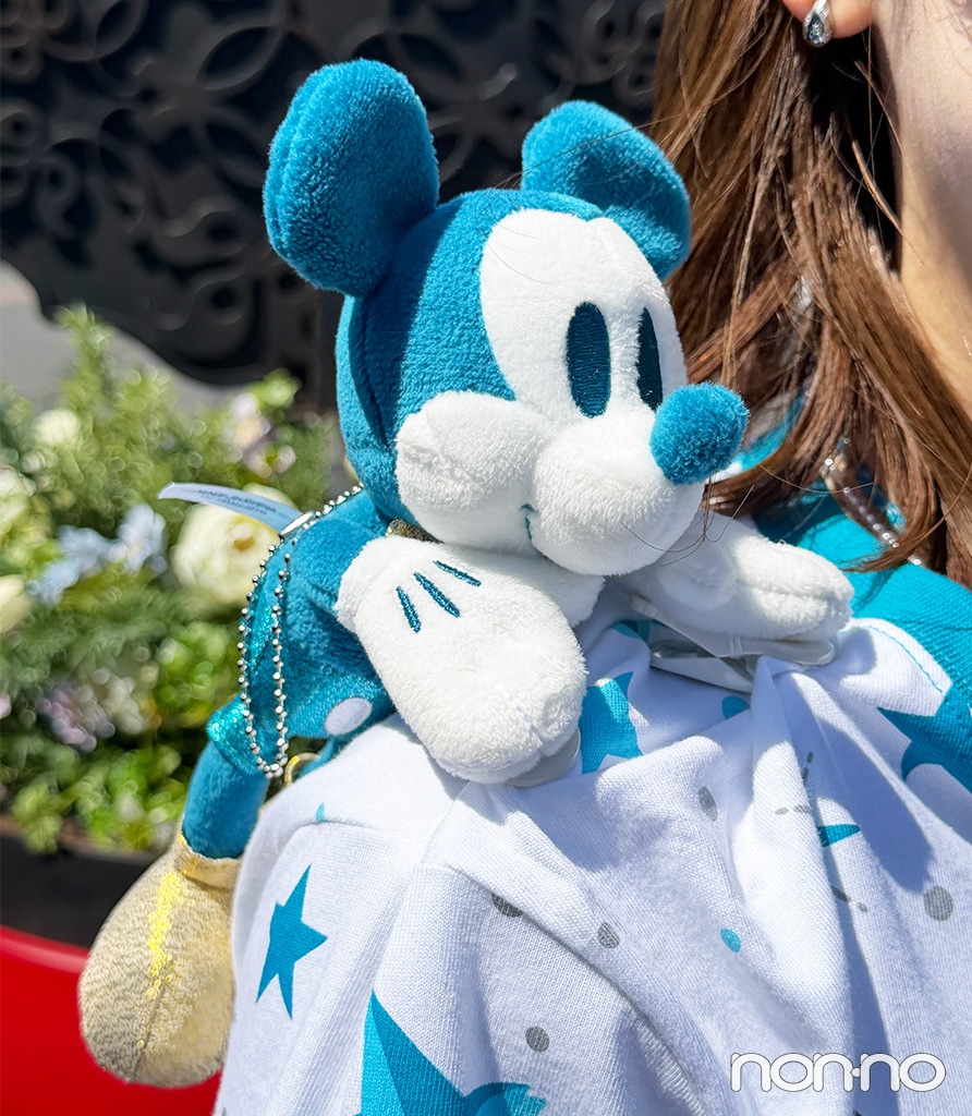 ミッキーマウスのくっつきぬいぐるみ￥2500