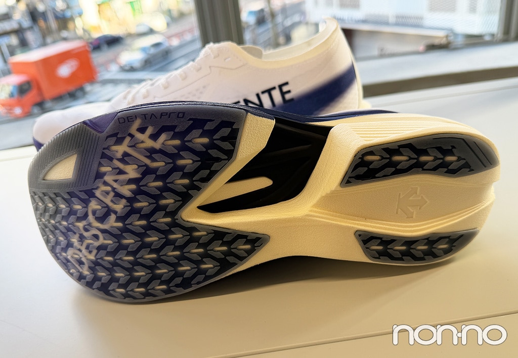 「DELATAPRO EXP V3」の靴底