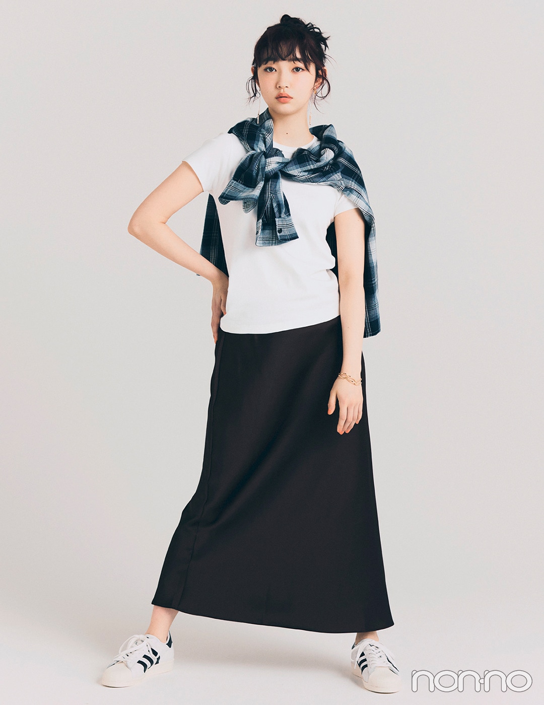【non-no web】小宮山莉渚が着こなす大学生の毎日コーデ