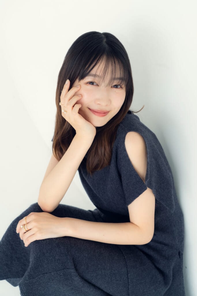ほほえむ岡本夏美さん