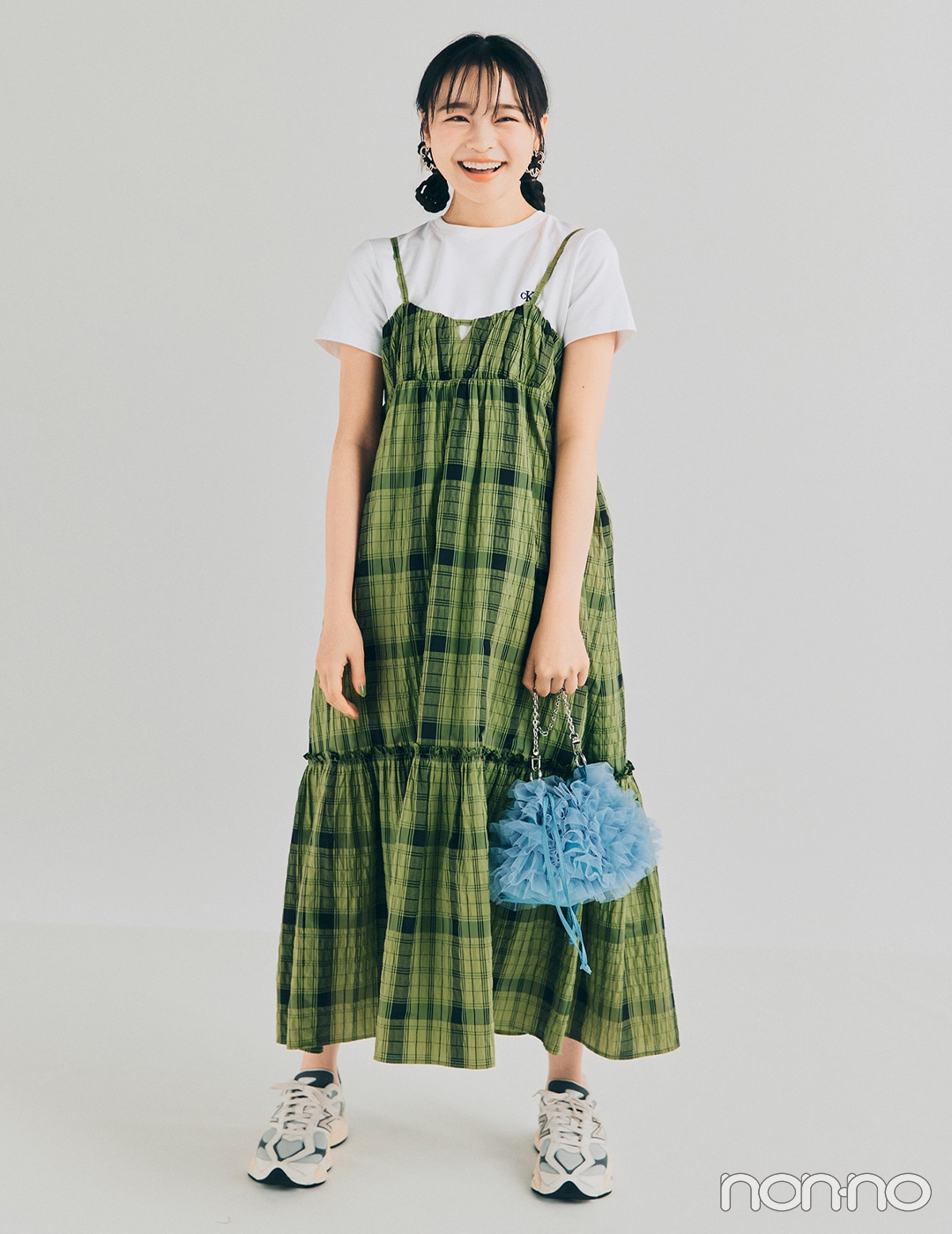 【non-no web】林芽亜里が着こなす大学生の毎日コーデ