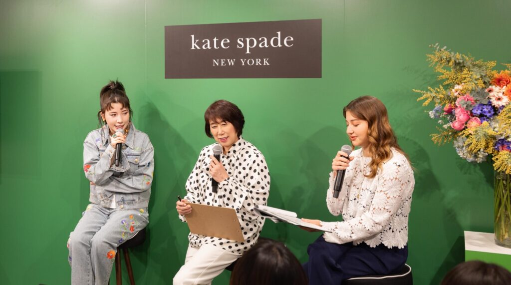 トークセッション中の仲里依紗さん、熊平美香さん、中川愛さん