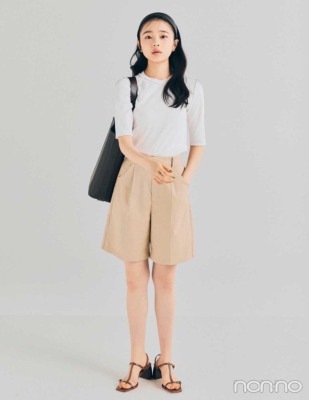 【non-no web】林芽亜里が着こなす大学生の毎日コーデ