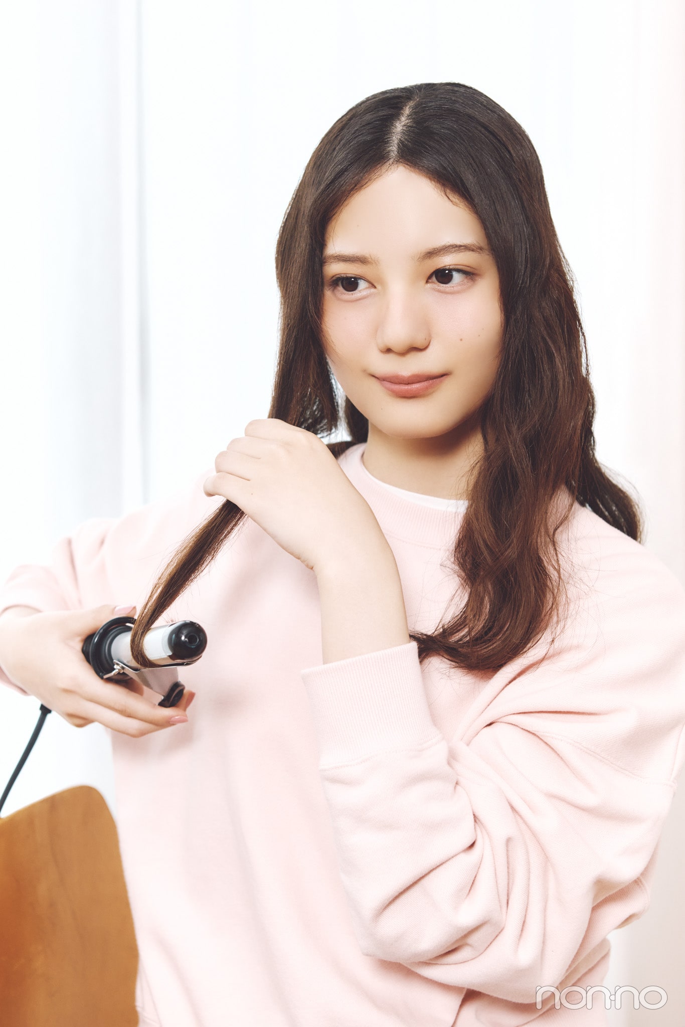 小坂菜緒のヘアアレ14daysのニット帽アレンジのプロセス①