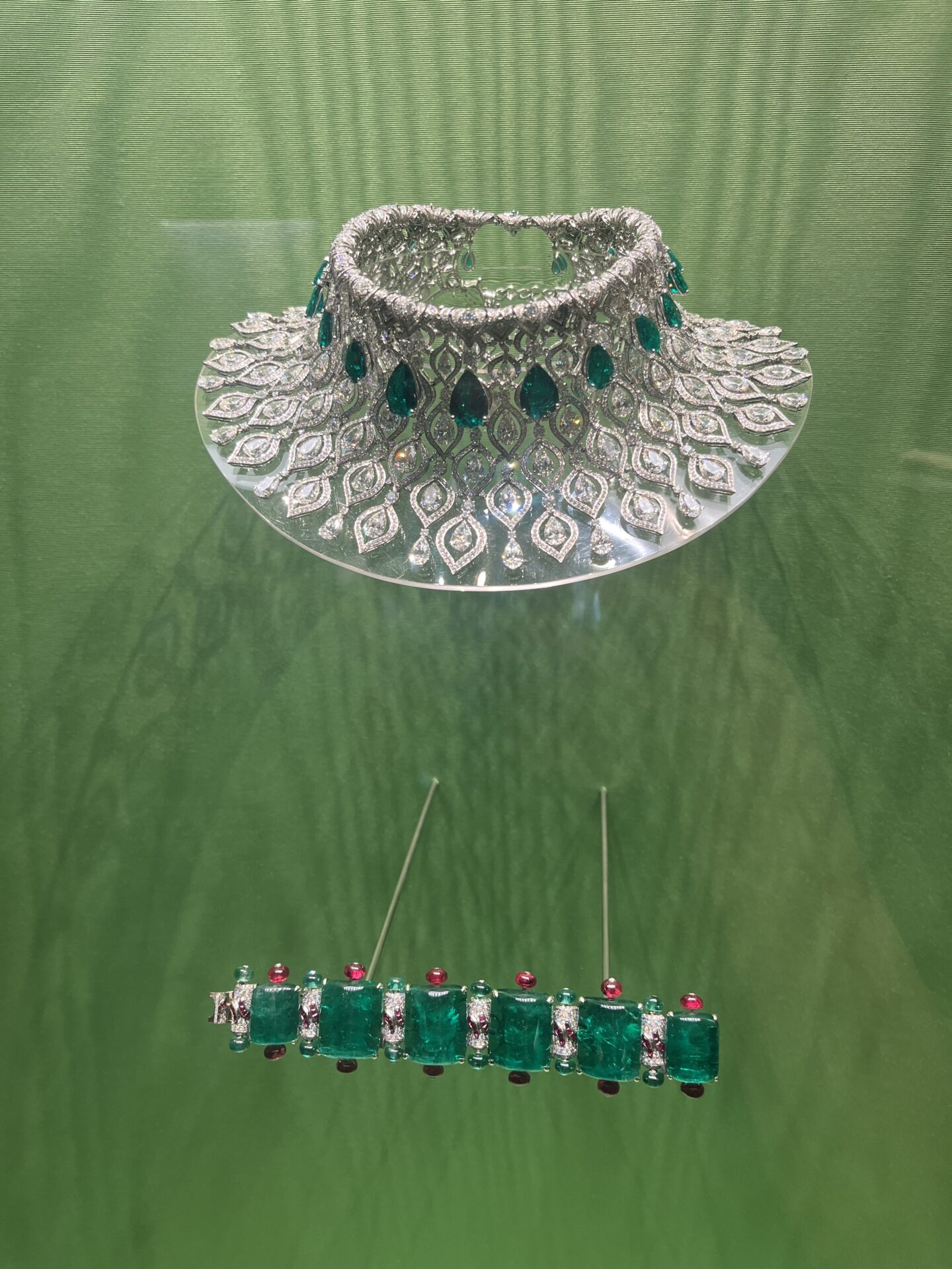 ブルガリ展　エメラルド