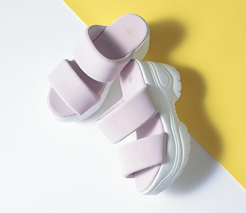 Shoes in Closetの厚底サンダル