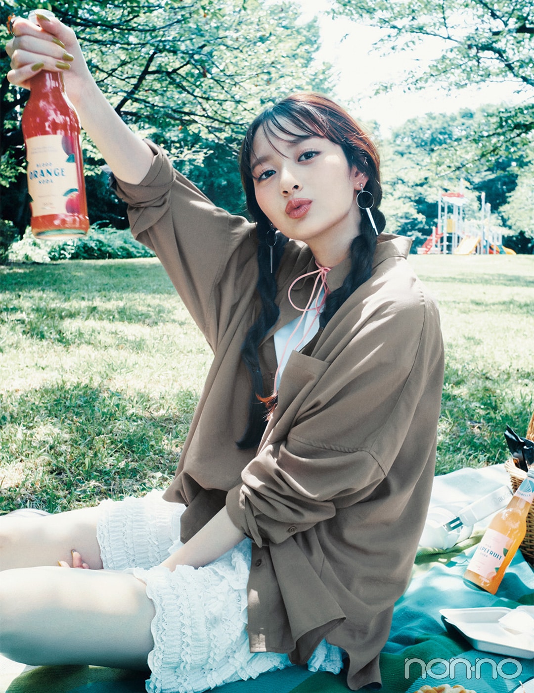 【non-no web】加藤栞が着こなす大学生の毎日コーデ