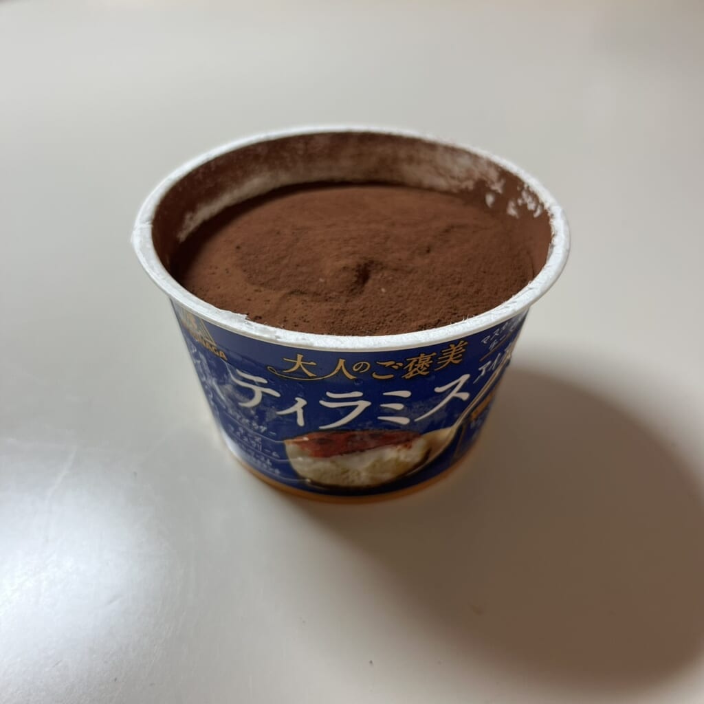 森永製菓 ティラミスアイス 開封後 ココアパウダー