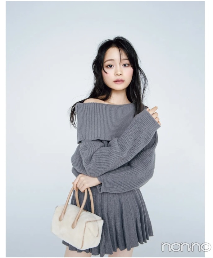 林芽亜里が着こなす大学生の一週間コーデ 火曜日のオフショルワンピスタイル