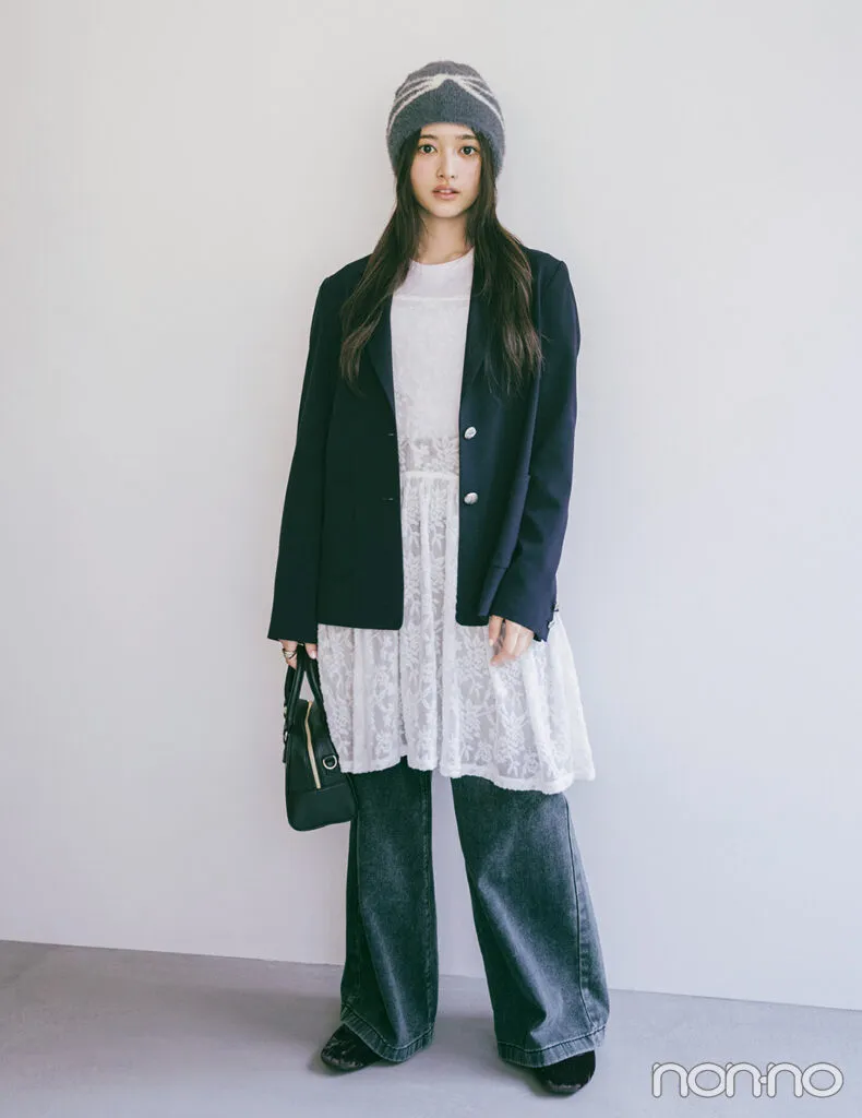 井上和の大学生1週間コーデ、月曜日のジャケットスタイル