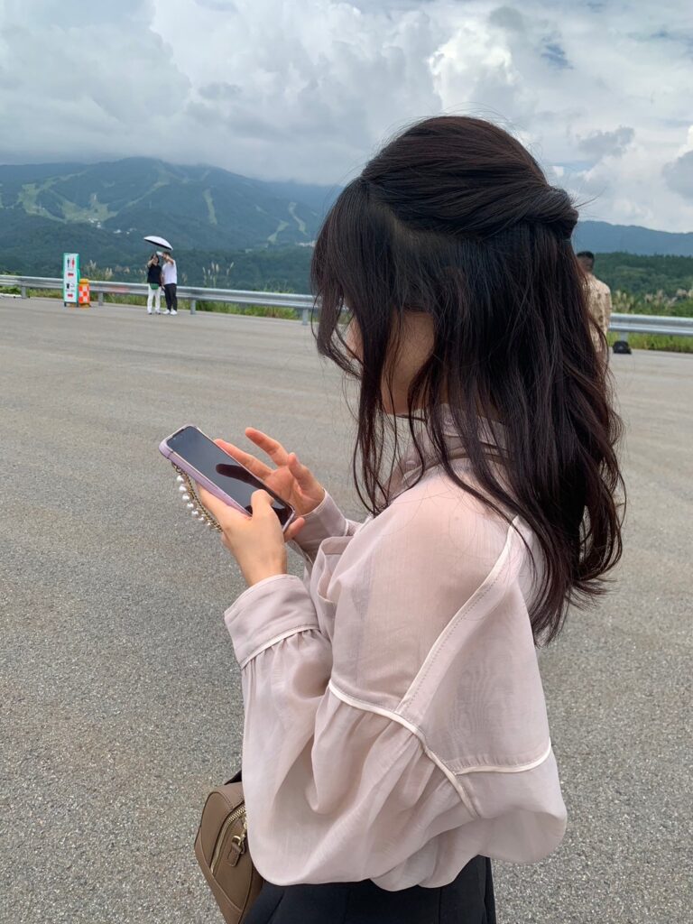 夏コーデ 大学生 シアーシャツ