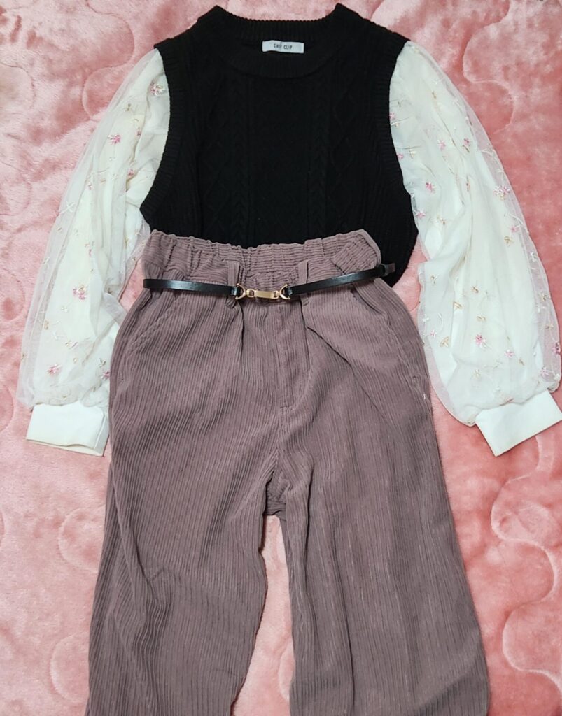 透け感ニット 花柄 黒