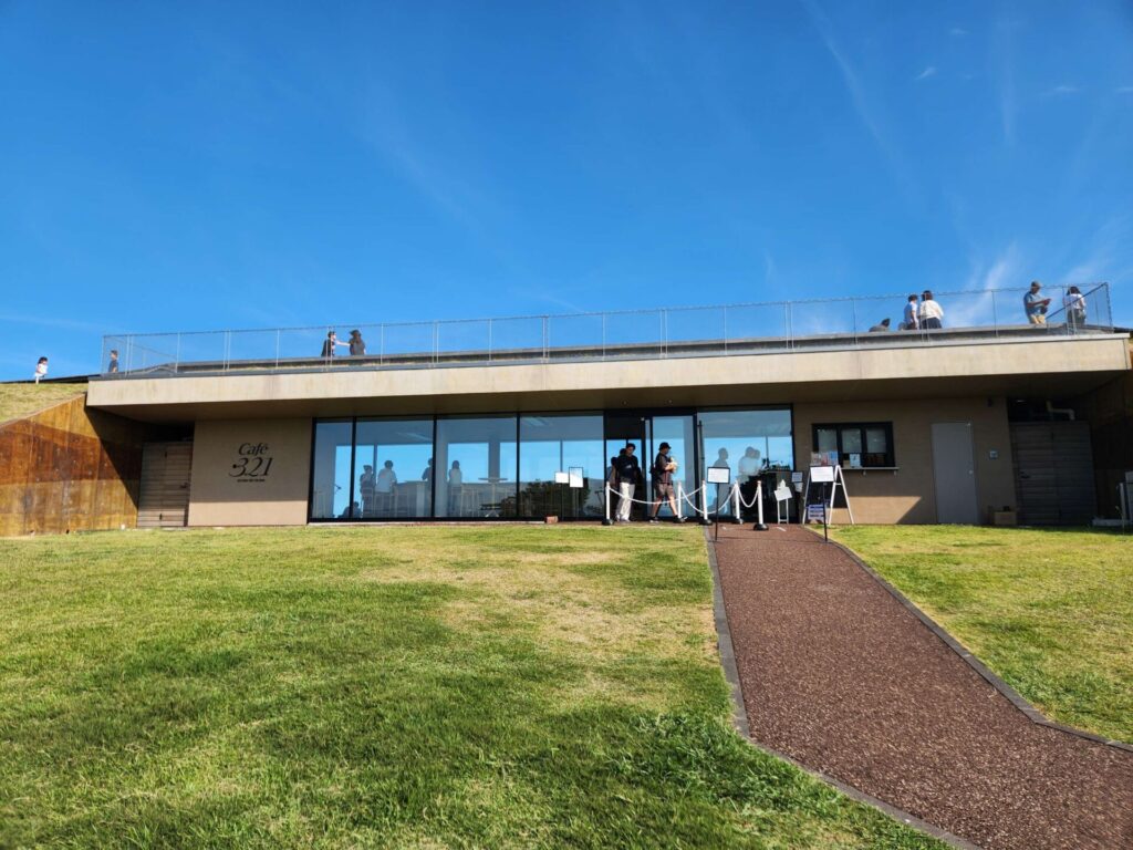 小室山 Cafe321 外観