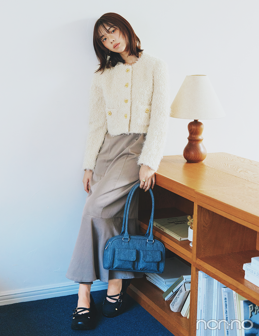 菊地姫奈の大学生の一週間コーデ、月曜日のジャケットスタイル