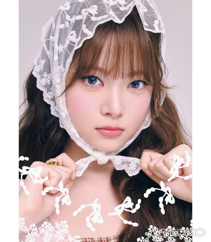 HONG EUNCHAE（LE SSERAFIM）モデルカット6-2