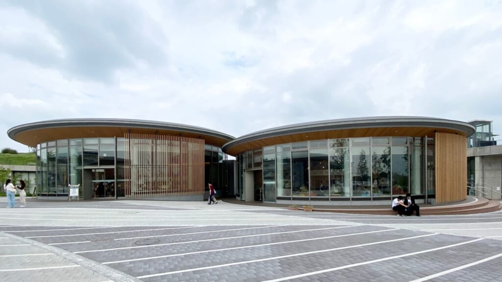 ジブリパークの無料エリア:ロダンダ 風ヶ丘