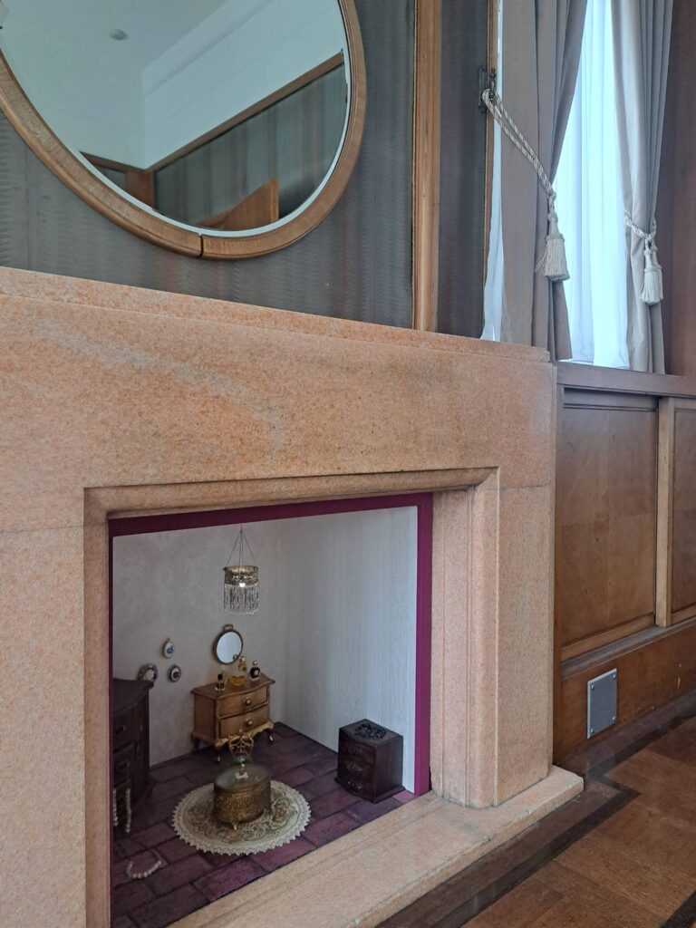 東京都庭園美術館　旧朝香宮邸　姫宮居間