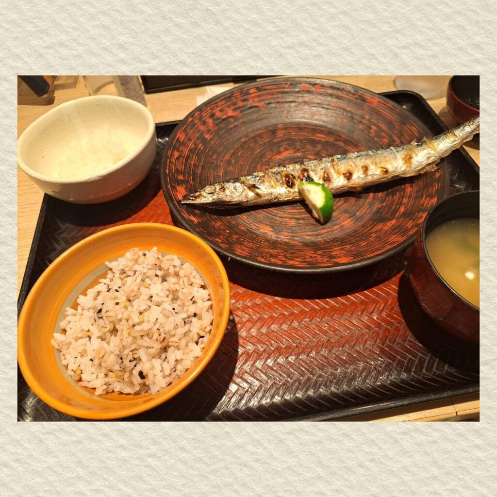 大戸屋　秋メニュー　生さんまの炭火焼き　単品