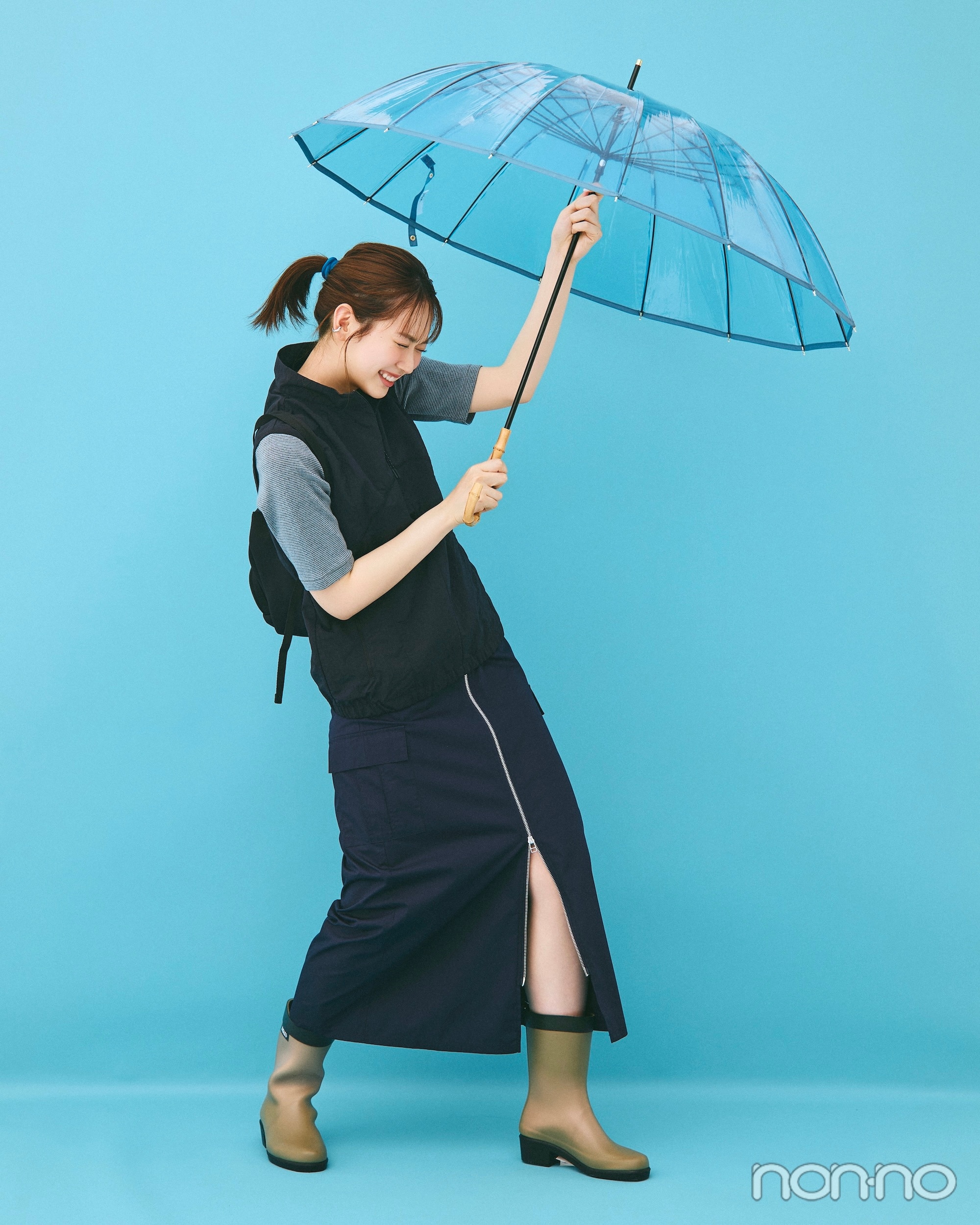 豪雨の日のアウトドアアイテムコーデ