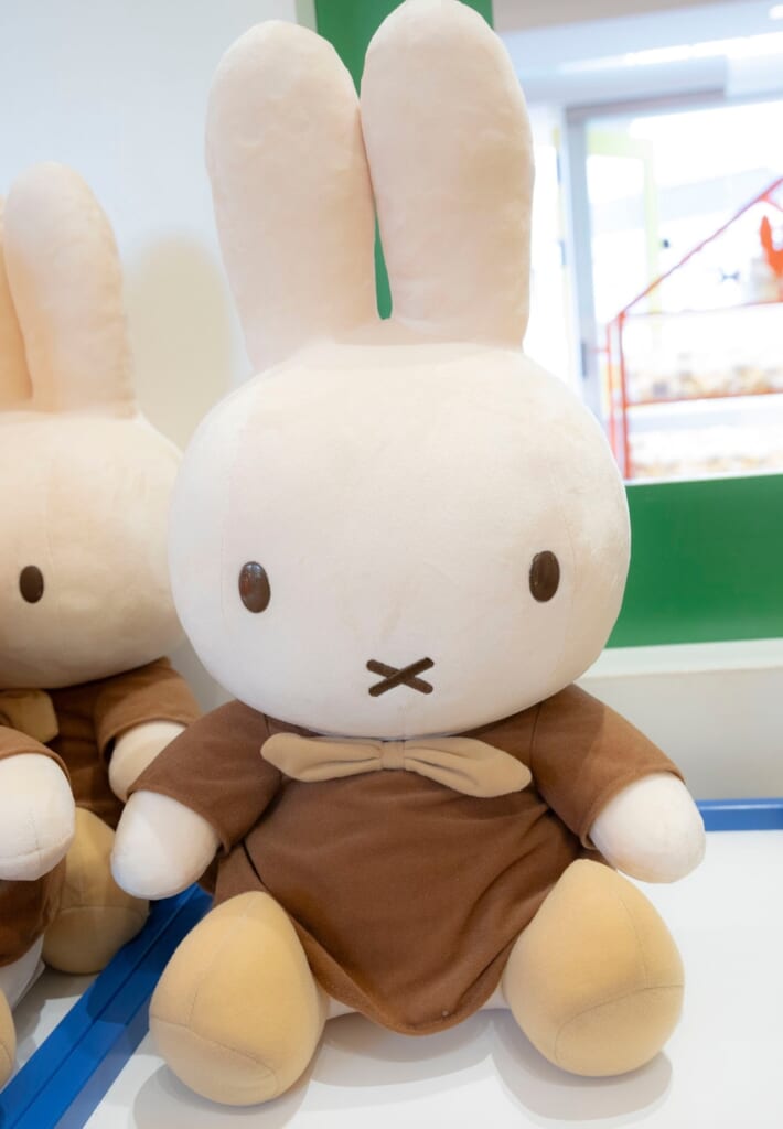 「ブラウンミッフィーぬいぐるみL」