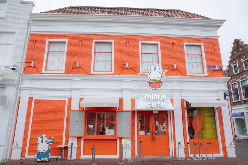 ハウステンボス　ミッフィーカフェ