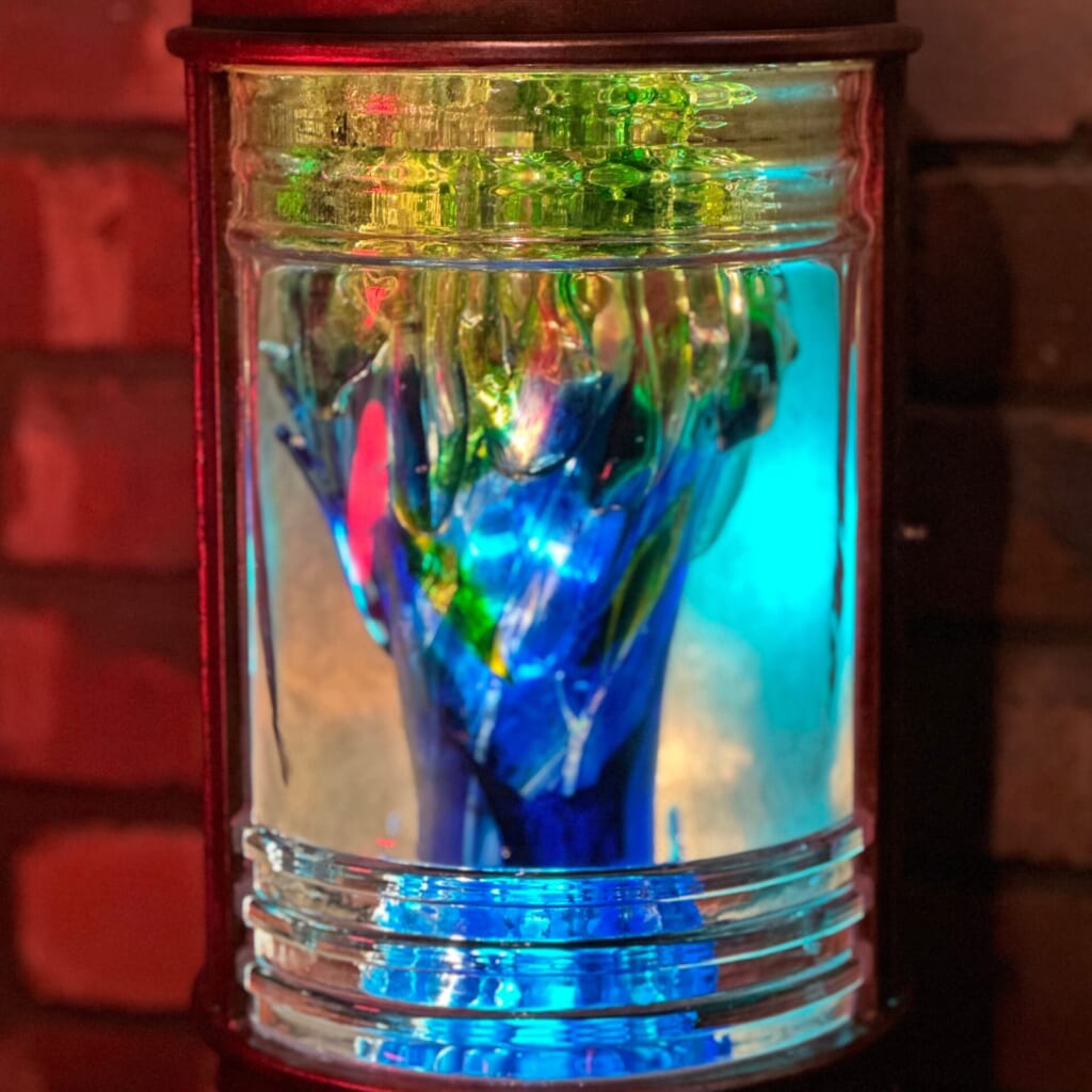 『ジブリパーク』「魔女の谷」の「ハウルの城」のどこかにあるカルシファーの心臓？