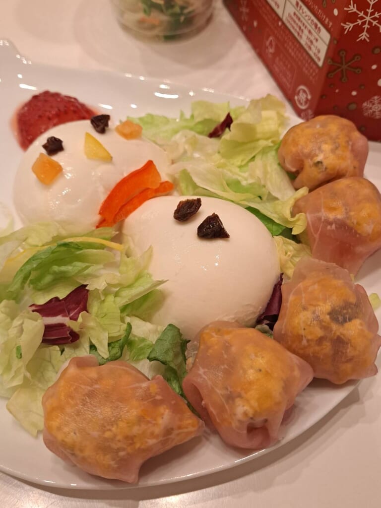 雪だるまカプレーゼ　かぼちゃサラダの生ハム巻き