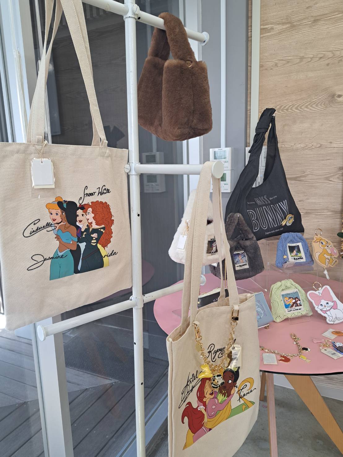 アコモデ　ディズニー　2026年展示会　プリンセス