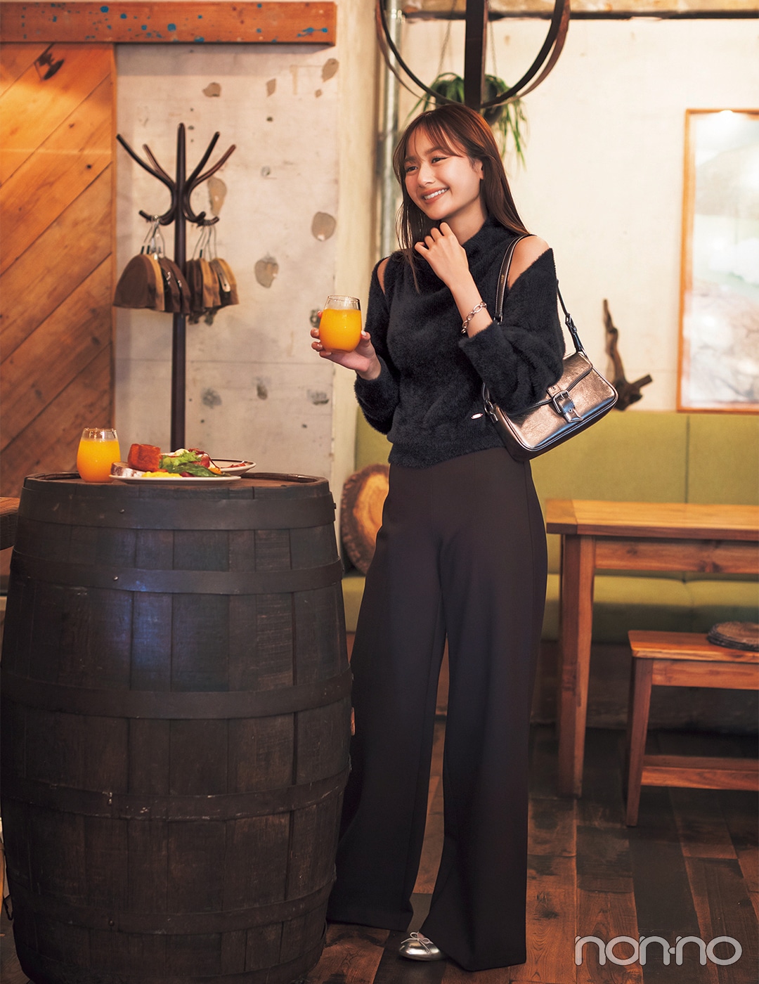 【non-no web】加藤栞が着こなす大学生の毎日コーデ