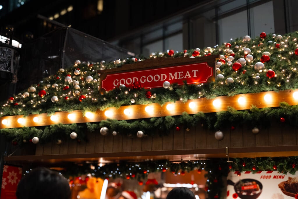 麻布台ヒルズ クリスマスマーケット　GOOD GOOD MEAT　外観