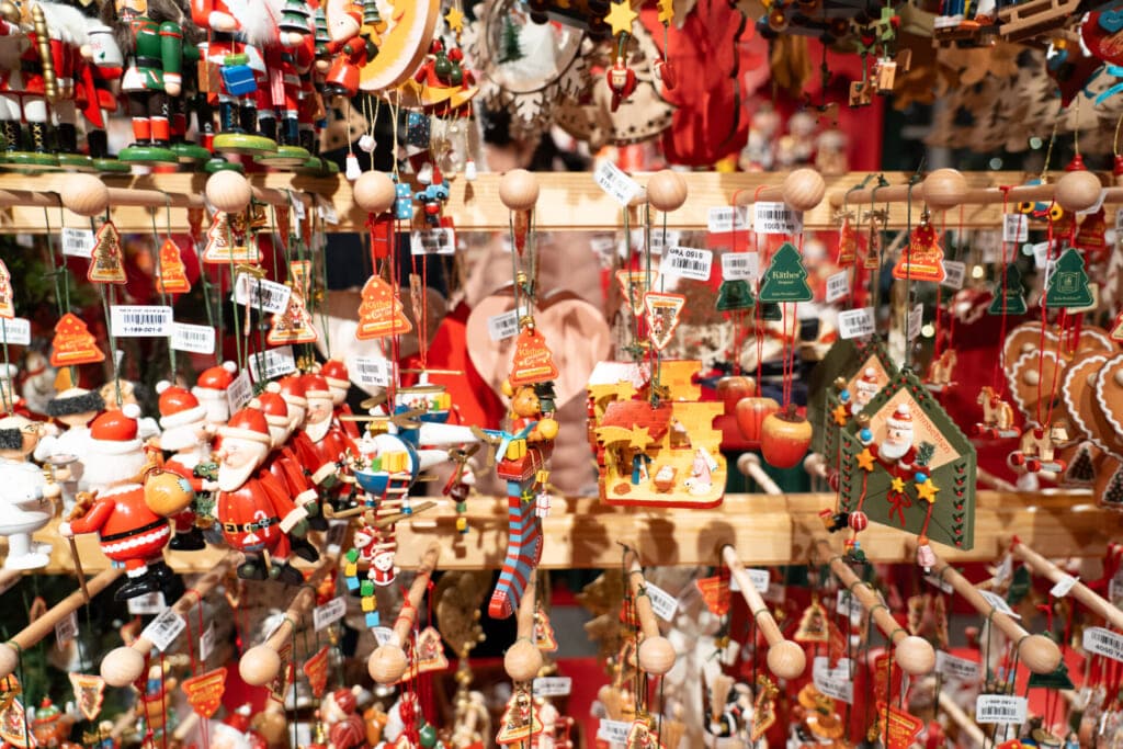 麻布台ヒルズ クリスマスマーケット　Käthe Wohlfahrt　内観