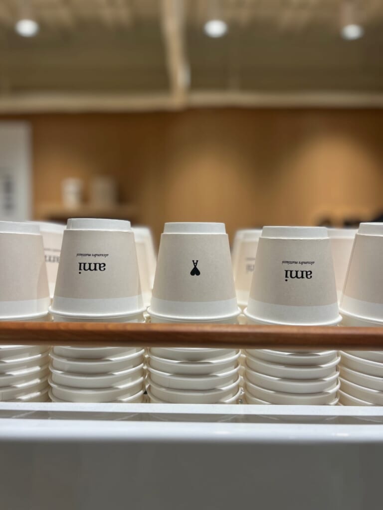 アミ パリス　紙コップ