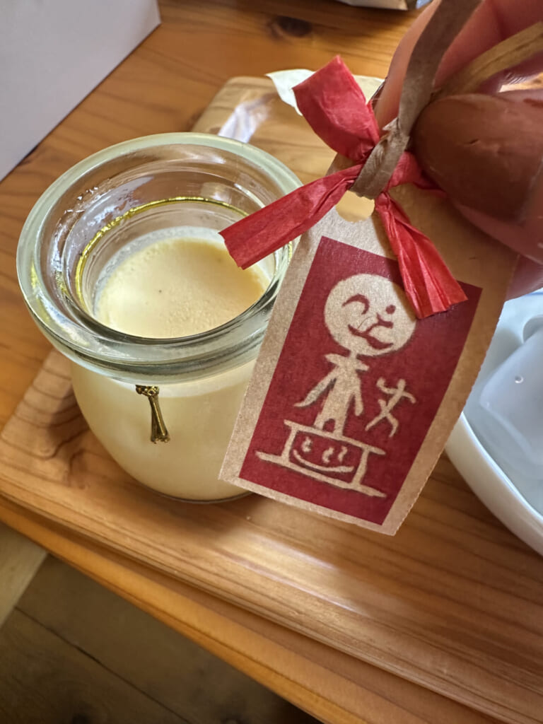 熊本県小国町　杖立プリン