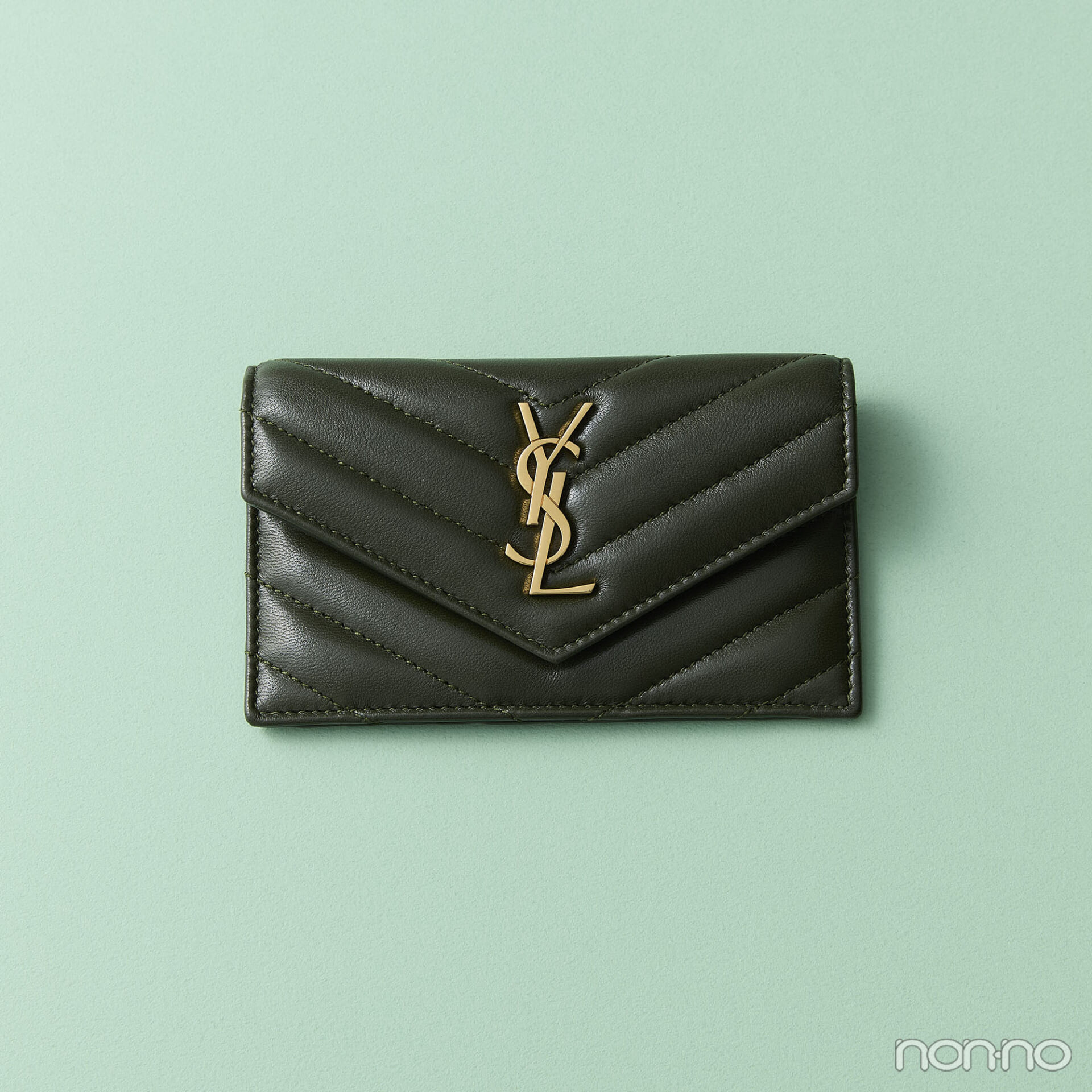 サンローランのカサンドラ フラグメント フラップカードケース