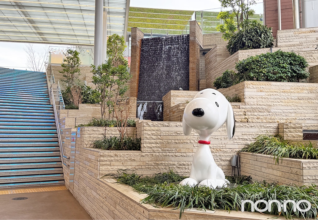 南町田グランベリーパーク駅のスヌーピーのオブジェ