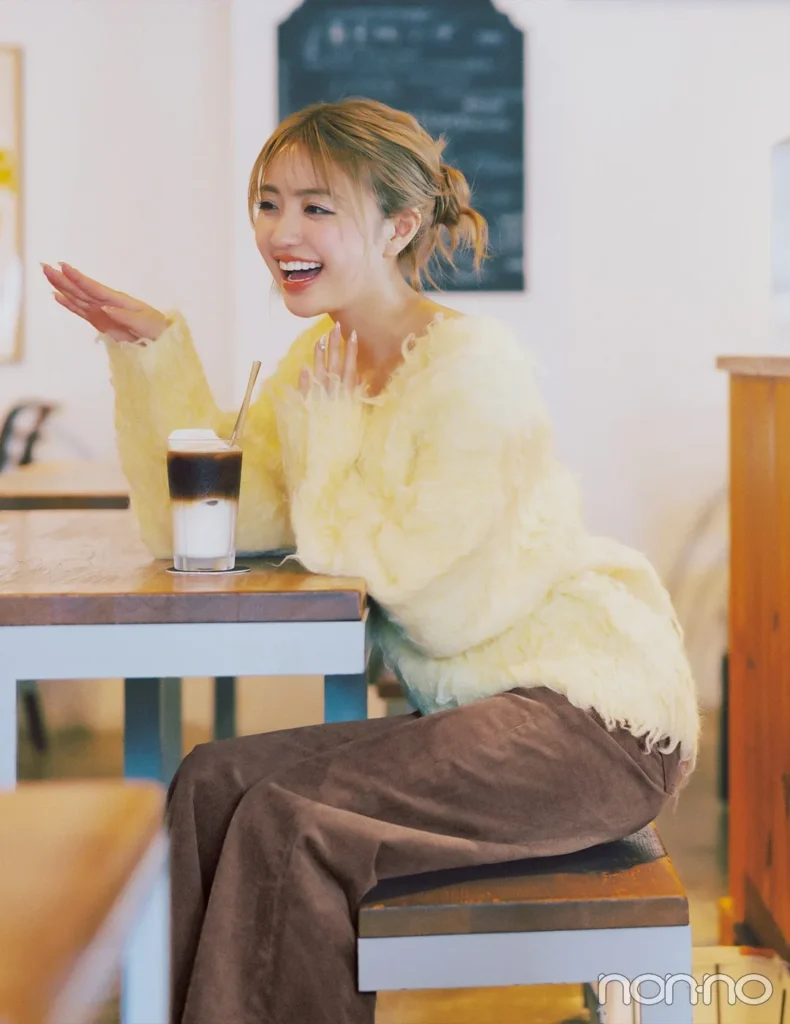 香音の大学生1週間コーデ、木曜日のニットスタイル