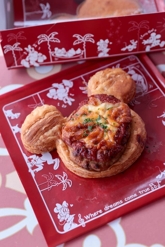 「チーズハンバーグデニッシュ」