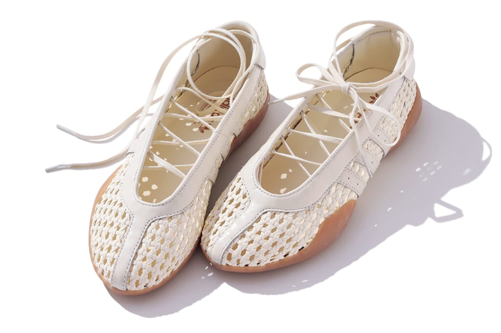 アディダスの靴