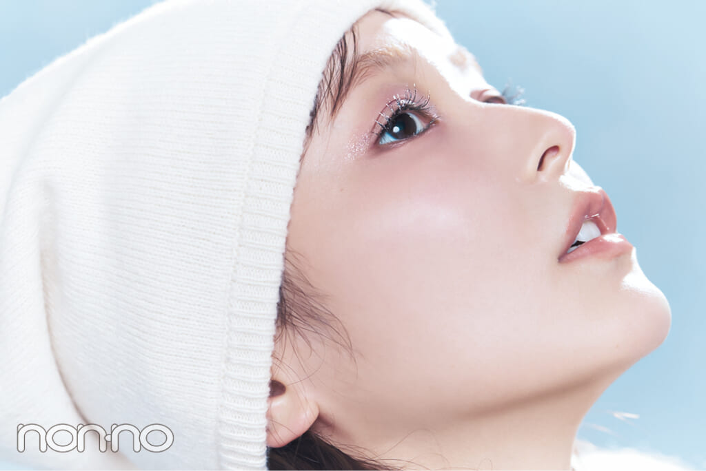 セルヴォークのホリデー限定グリッターマスカラを使ったメイクのやり方