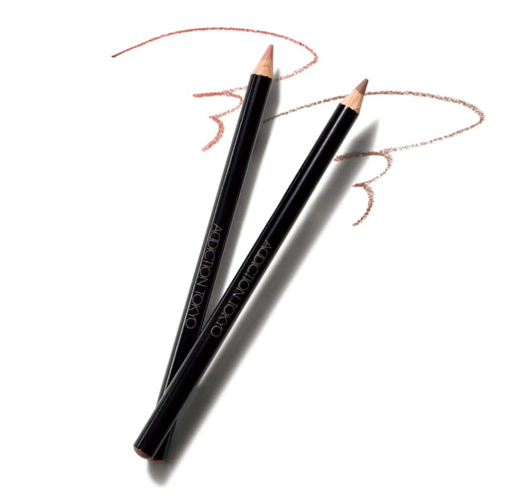 （右）ザ リップペンシル 017・（左）ザ リップペンシル  011