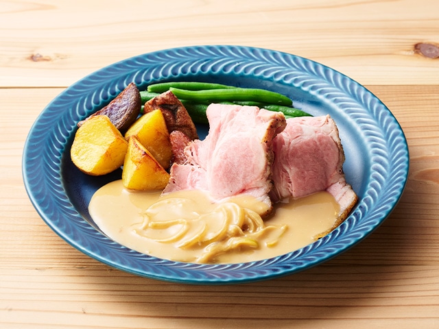 ジブリパーク「魔女の谷」のレストラン「空飛ぶオーブン」のメニュー:ローストポーク